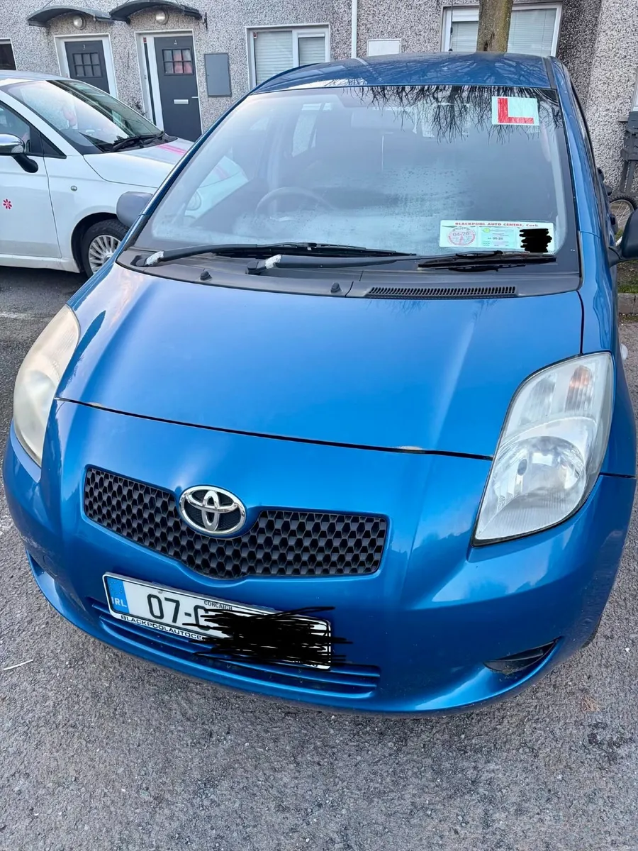 Toyota Yaris 2007 - Image 1