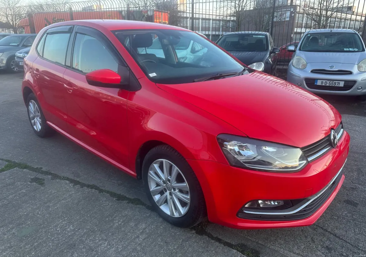 2016 VOLKSWAGEN POLO Auto/only 41k  km/ warranty - Image 2