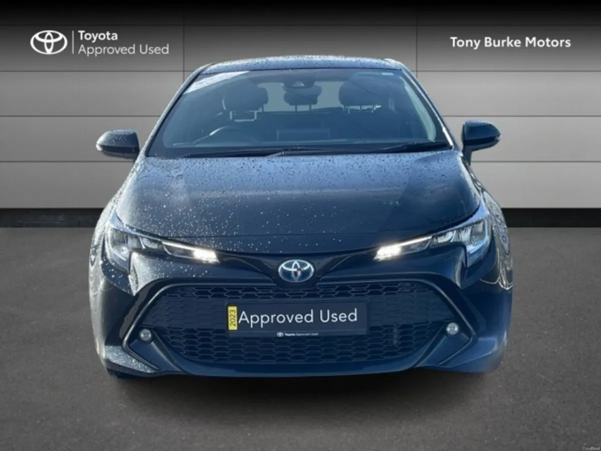 Toyota Corolla 5dr Hybrid - Luna Edition - Full TO - Image 4