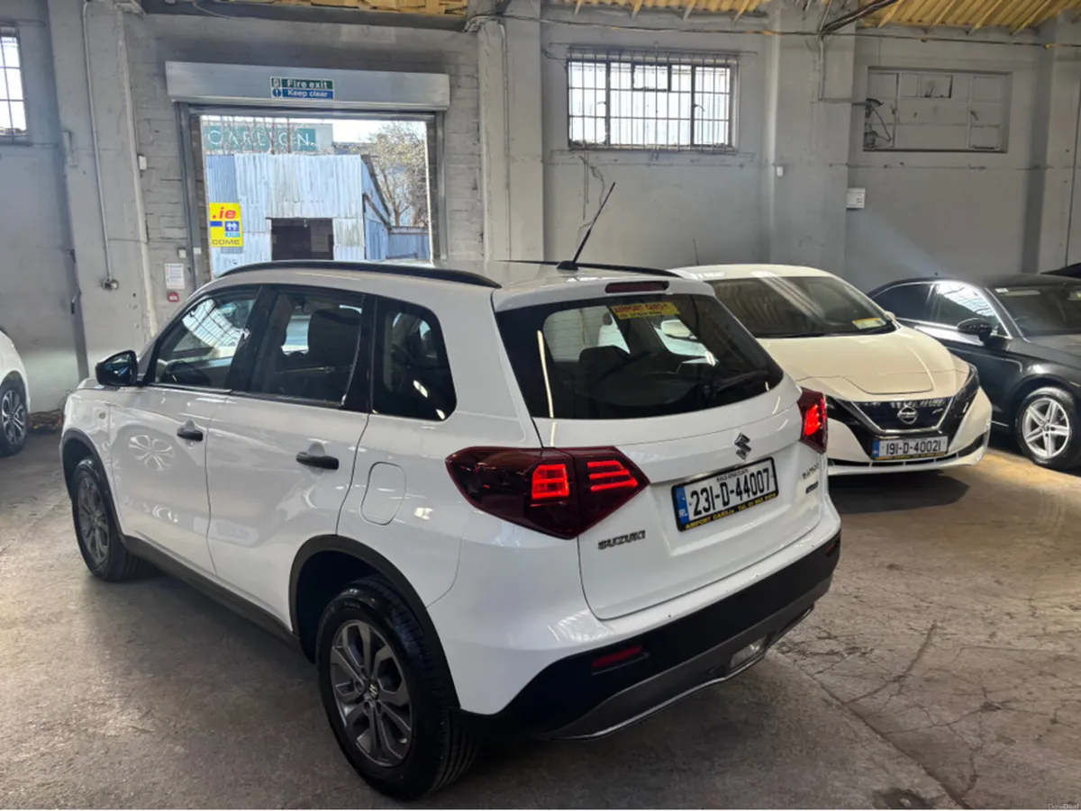 Suzuki Vitara 1.4 BOOSTERJET HYBRID G GO 5DR - Image 3
