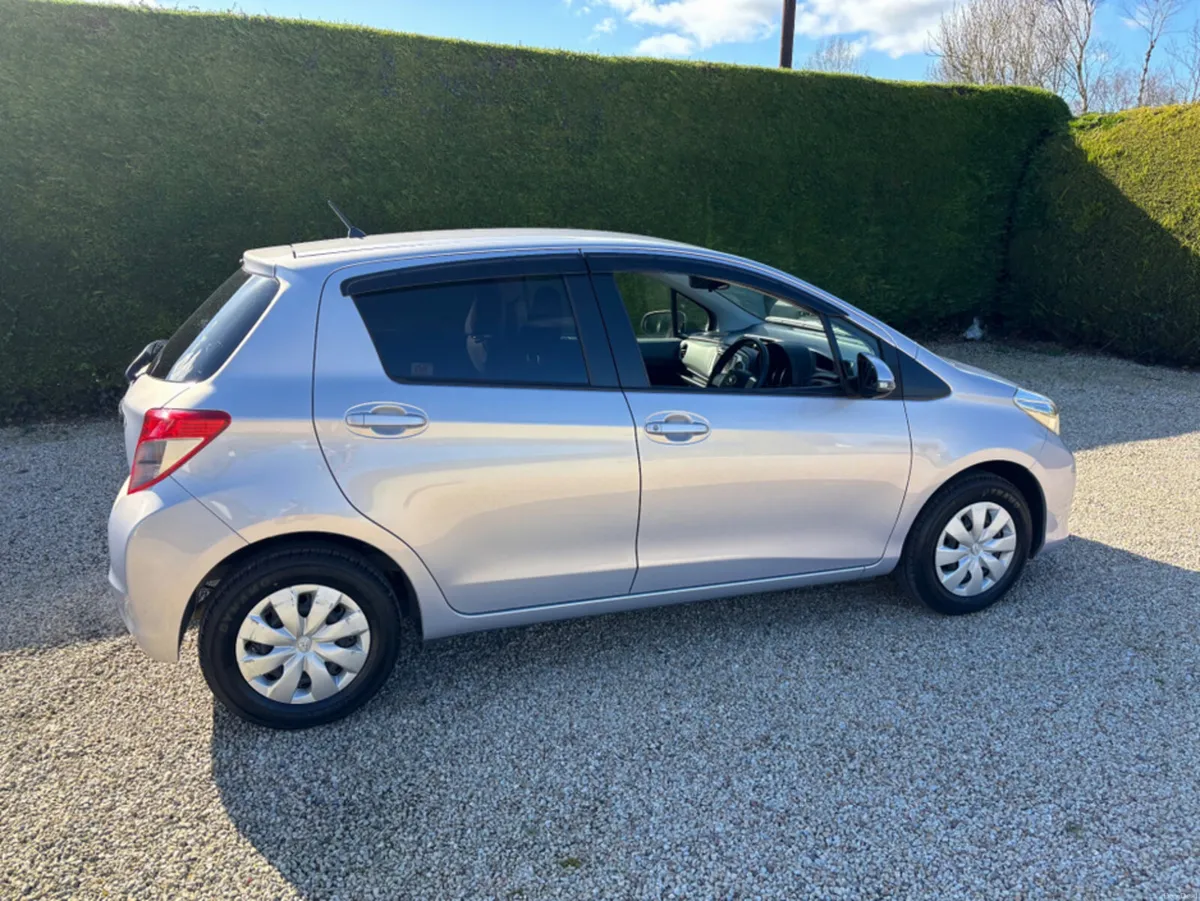 Toyota Vitz NSP130 131D44877 - Image 3