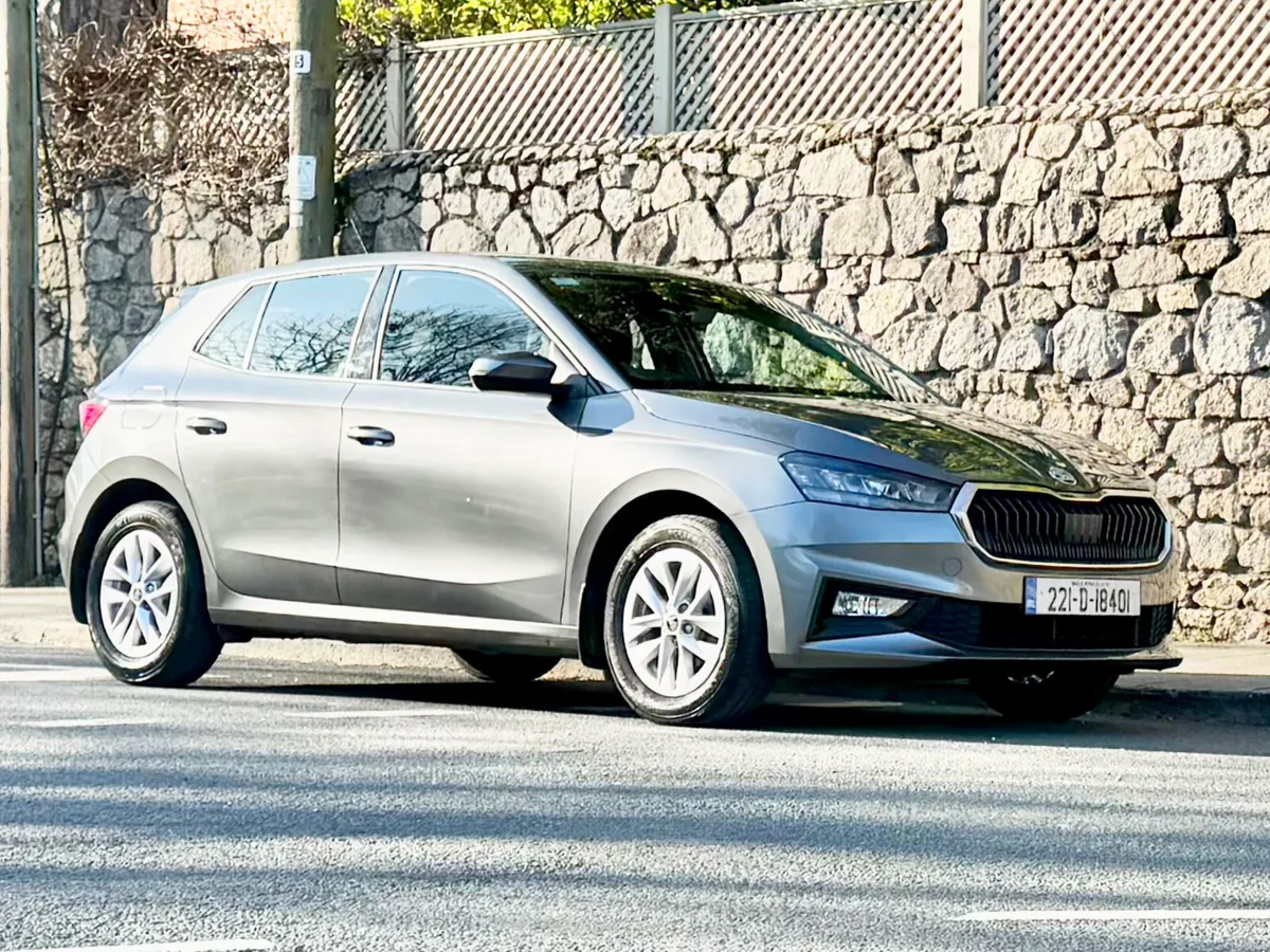 Skoda Fabia 2022!! LIFE 1.0 TSI !! ONLY 19K MILES! - Image 2