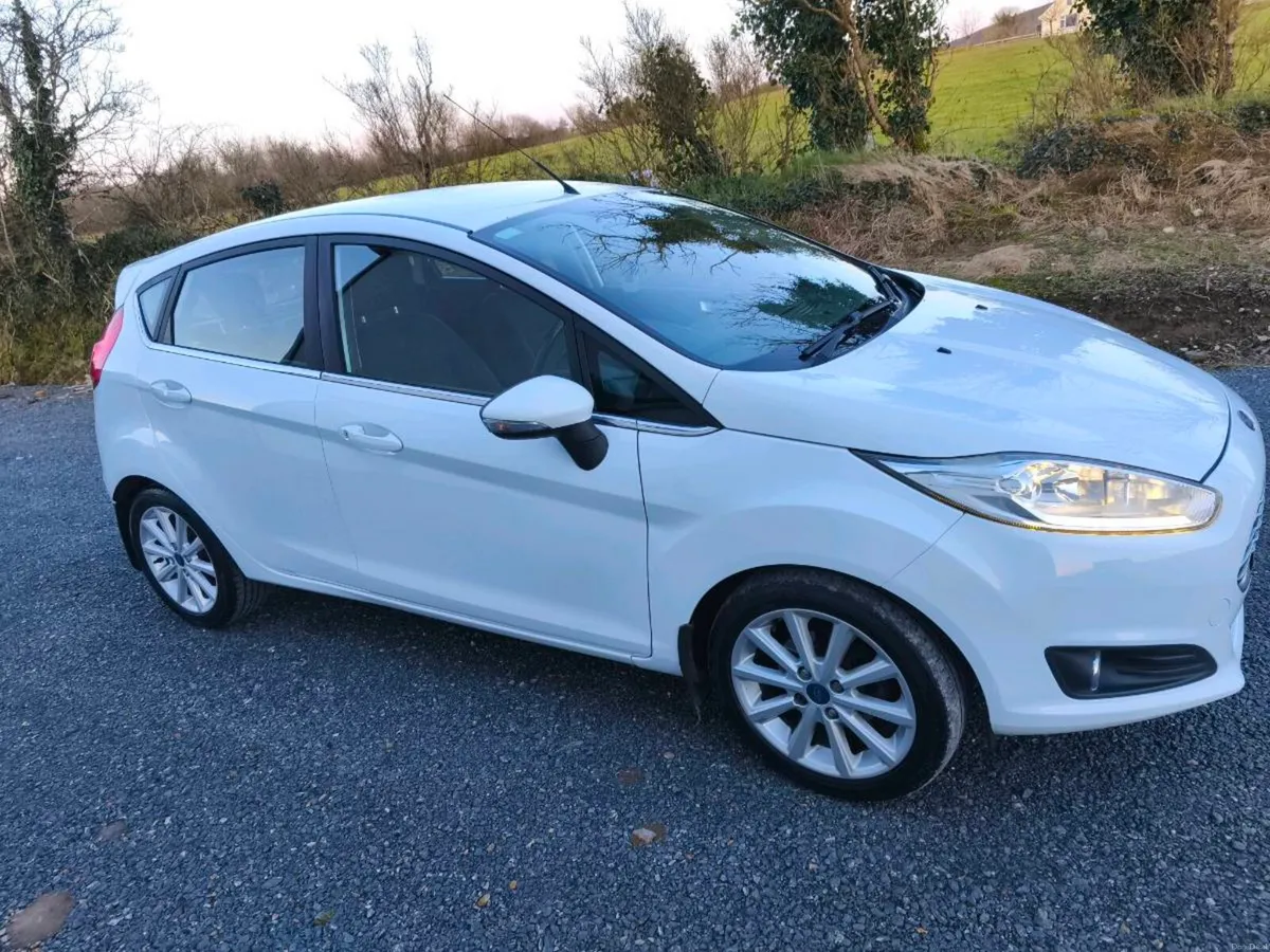 Ford Fiesta 2016 - Image 1