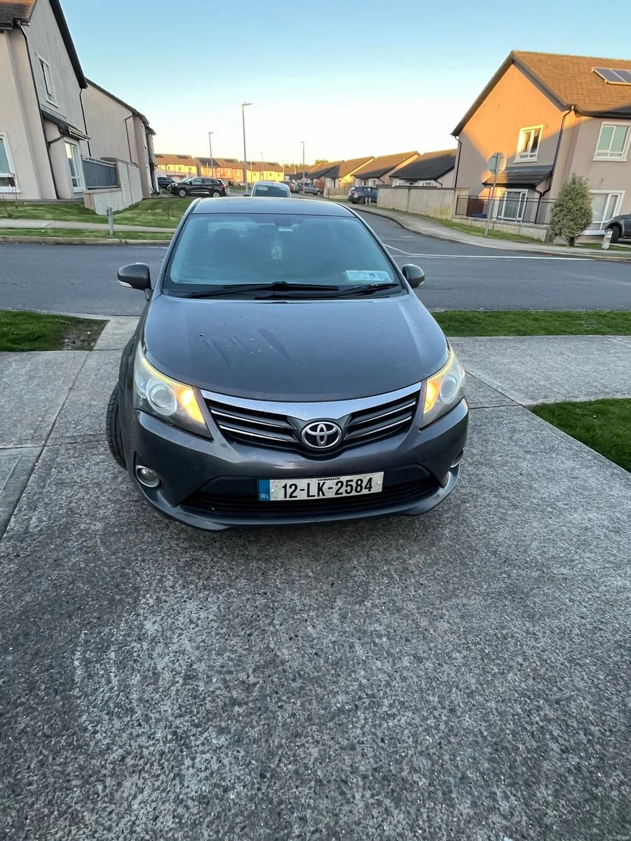 Toyota avensis - Image 3