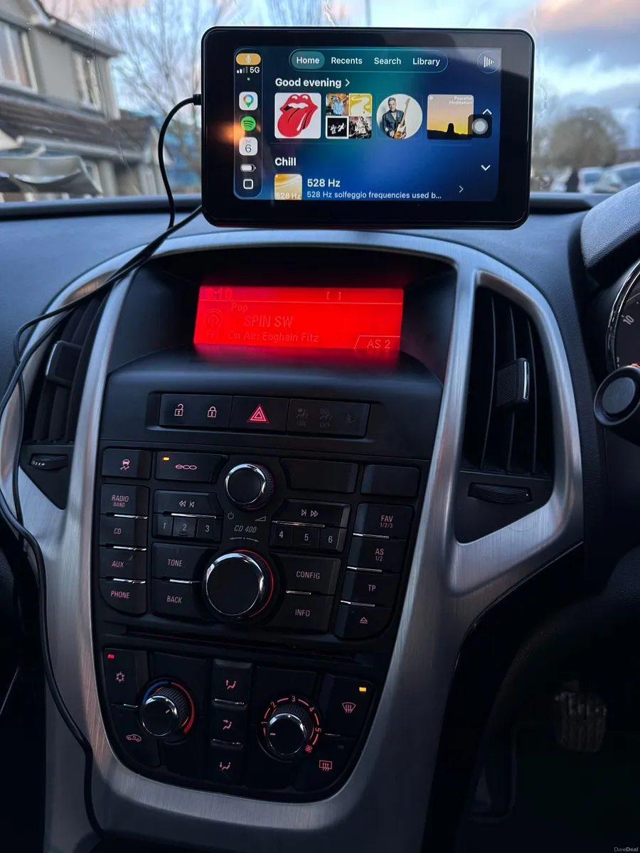 Vauxhall Astra 2012 - Image 3