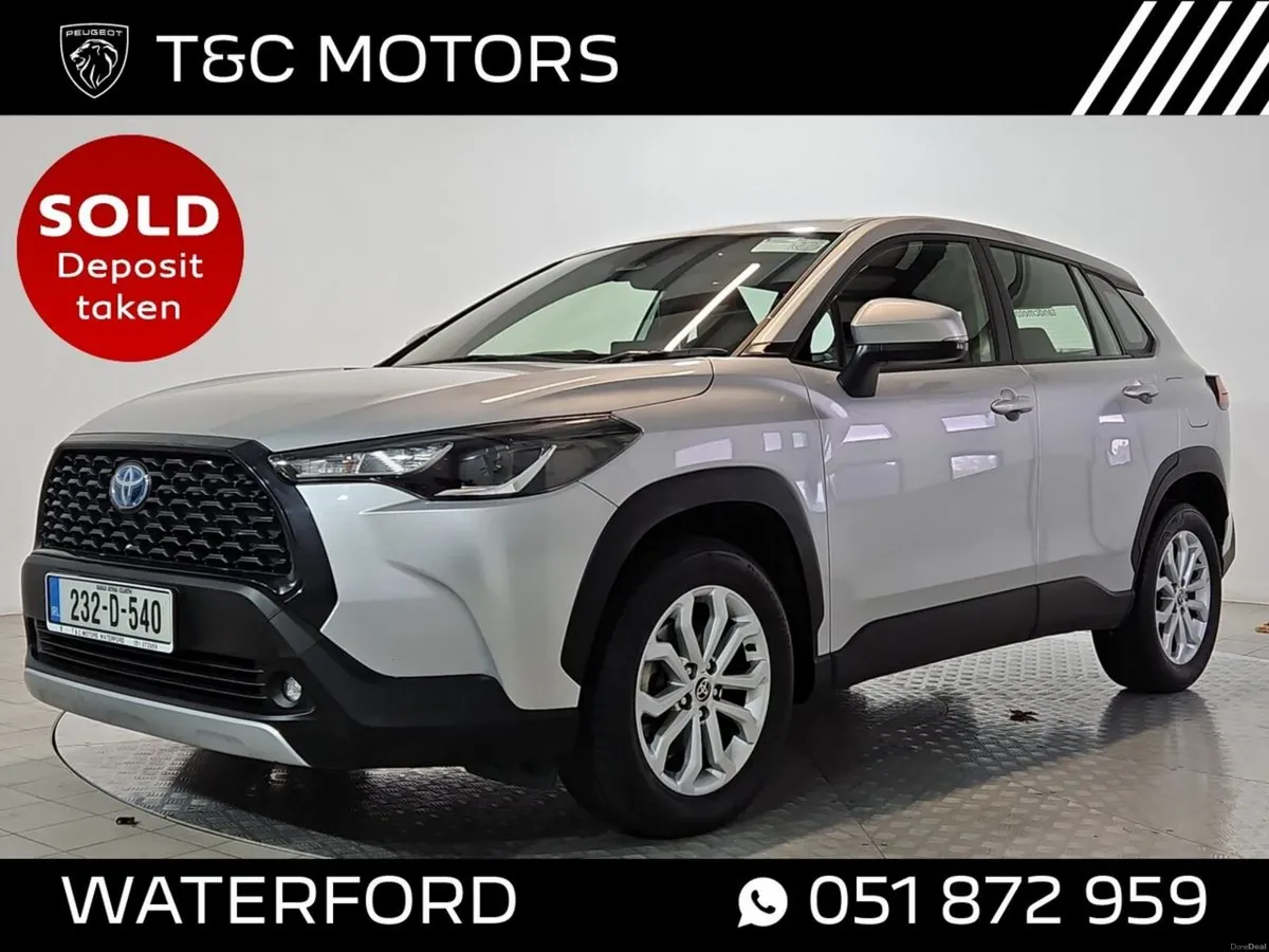 Toyota Corolla Cross 1.8 Hybrid Luna Hatchback - R - Image 1