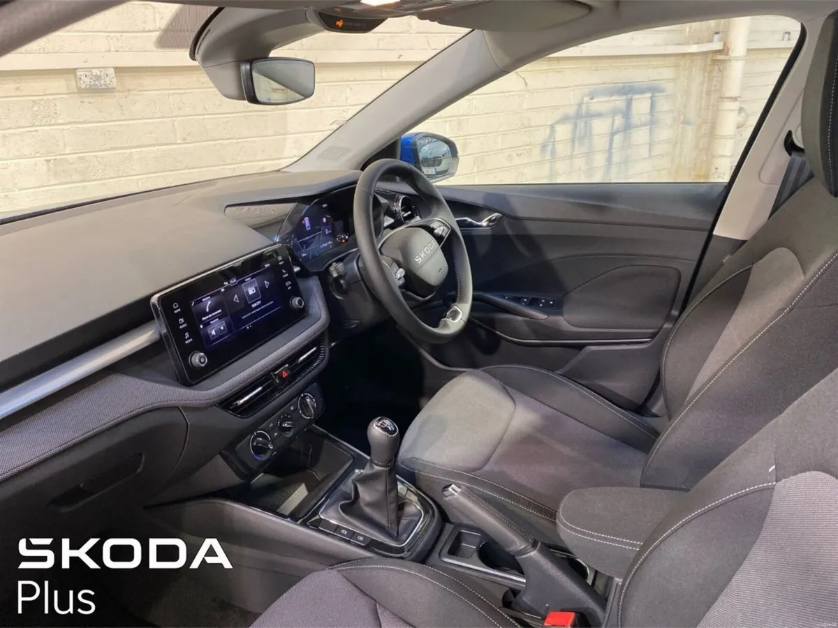 Skoda Fabia Selection 1.0MPI 80bhp *No Mileage* - Image 4