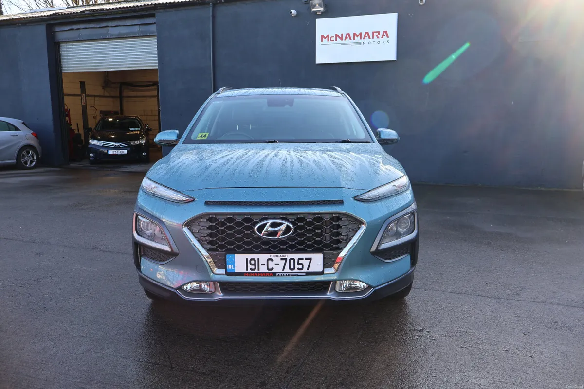 Hyundai KONA Premium Huge Spec 24 Month NCT - Image 4