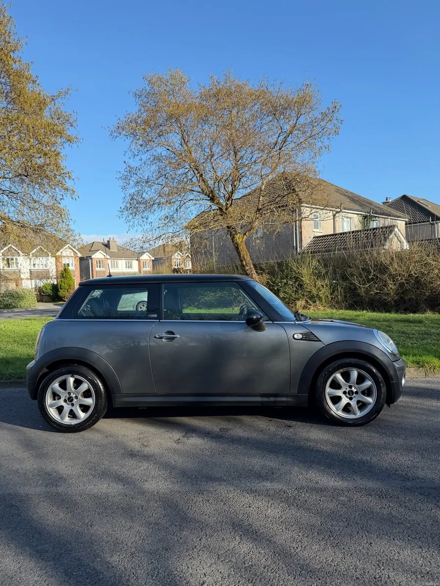 MINI COOPER GRAPHITE NCT 08/26 TAX 04/26 - Image 4