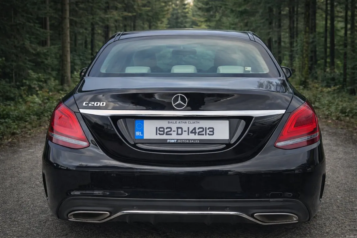 191 Mercedes-Benz C200 AUTO AMG - LOW KMS - - Image 4