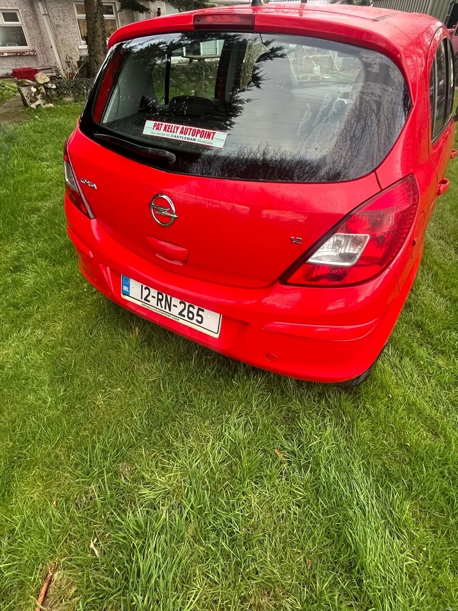 Opel corsa 2012 1.2 petrol - Image 4