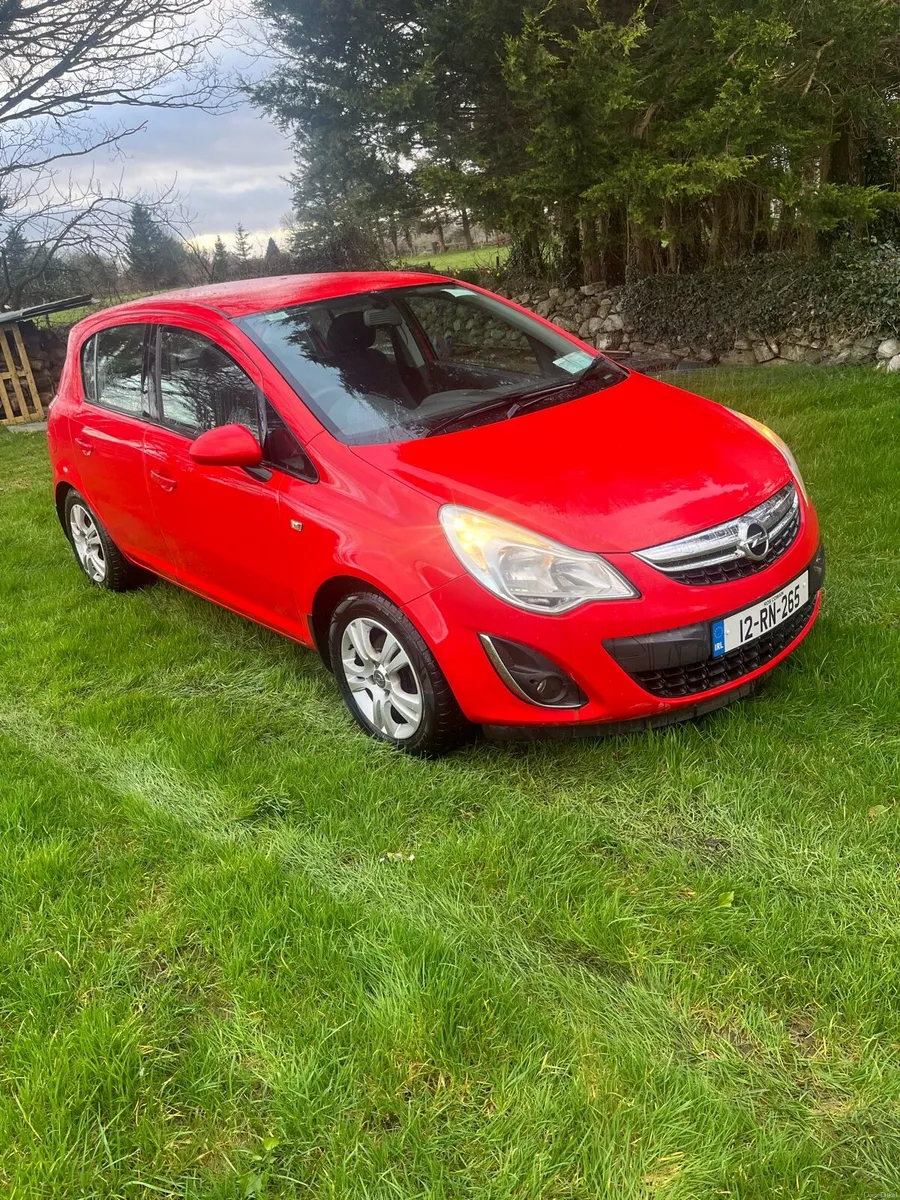 Opel corsa 2012 1.2 petrol - Image 1