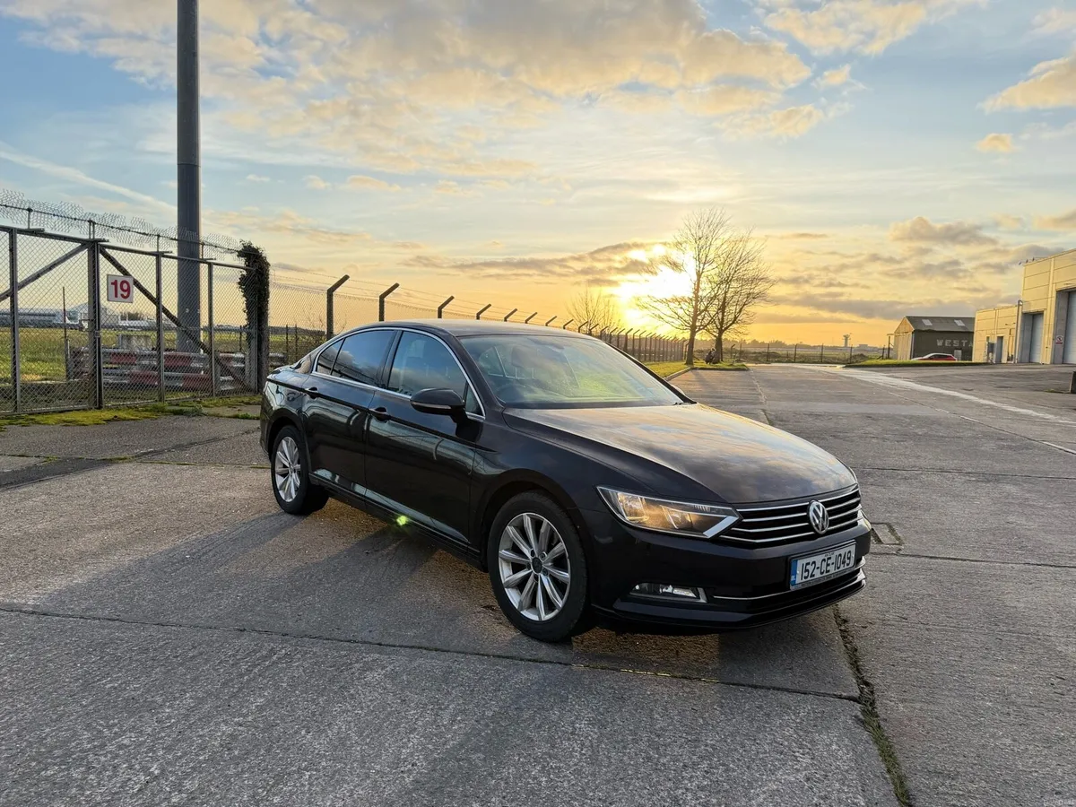 Volkswagen Passat 2.0 - Image 1