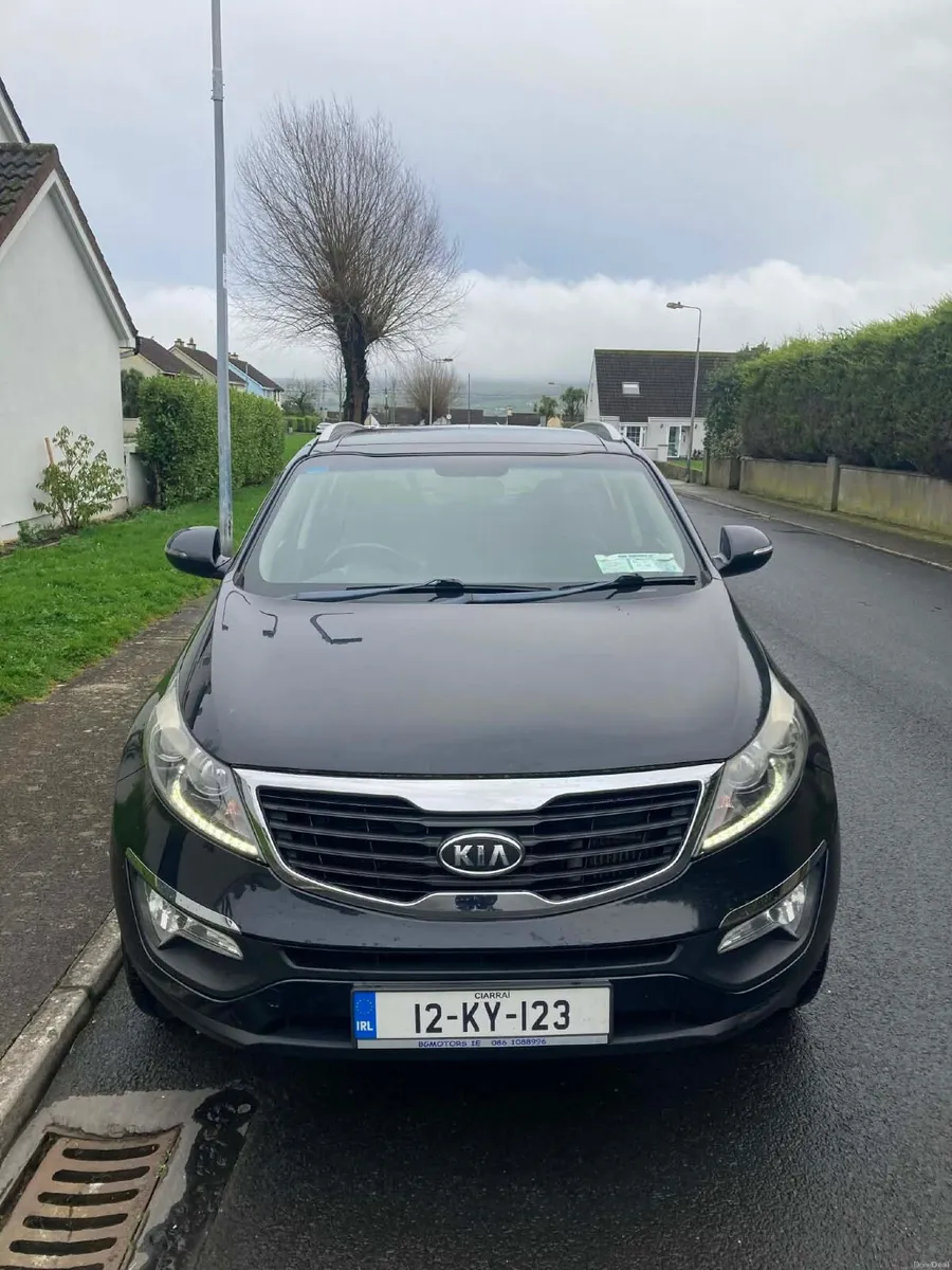 Kia Sportage 2012 - Image 2
