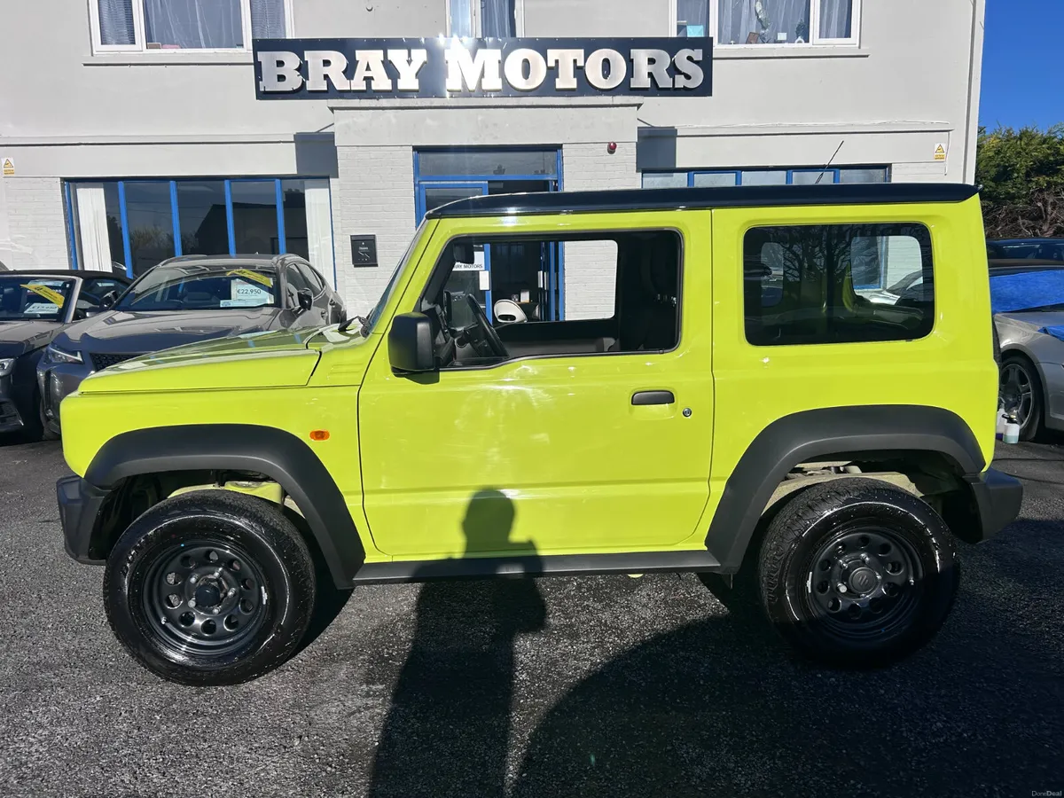 2023 SUZUKI JIMNEY 1.5 PETROL MANUAL 2 SEATER 4WD - Image 3