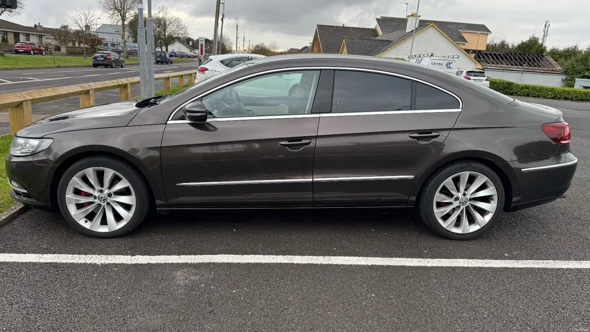 2013 Volkswagen CC Coupe - Image 4