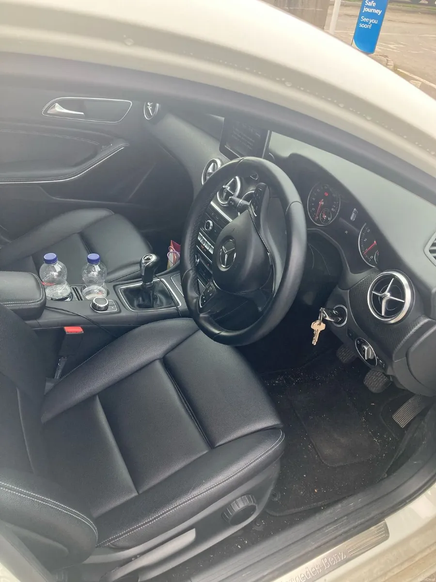 Mercedes-Benz A-Class 2016 - Image 3