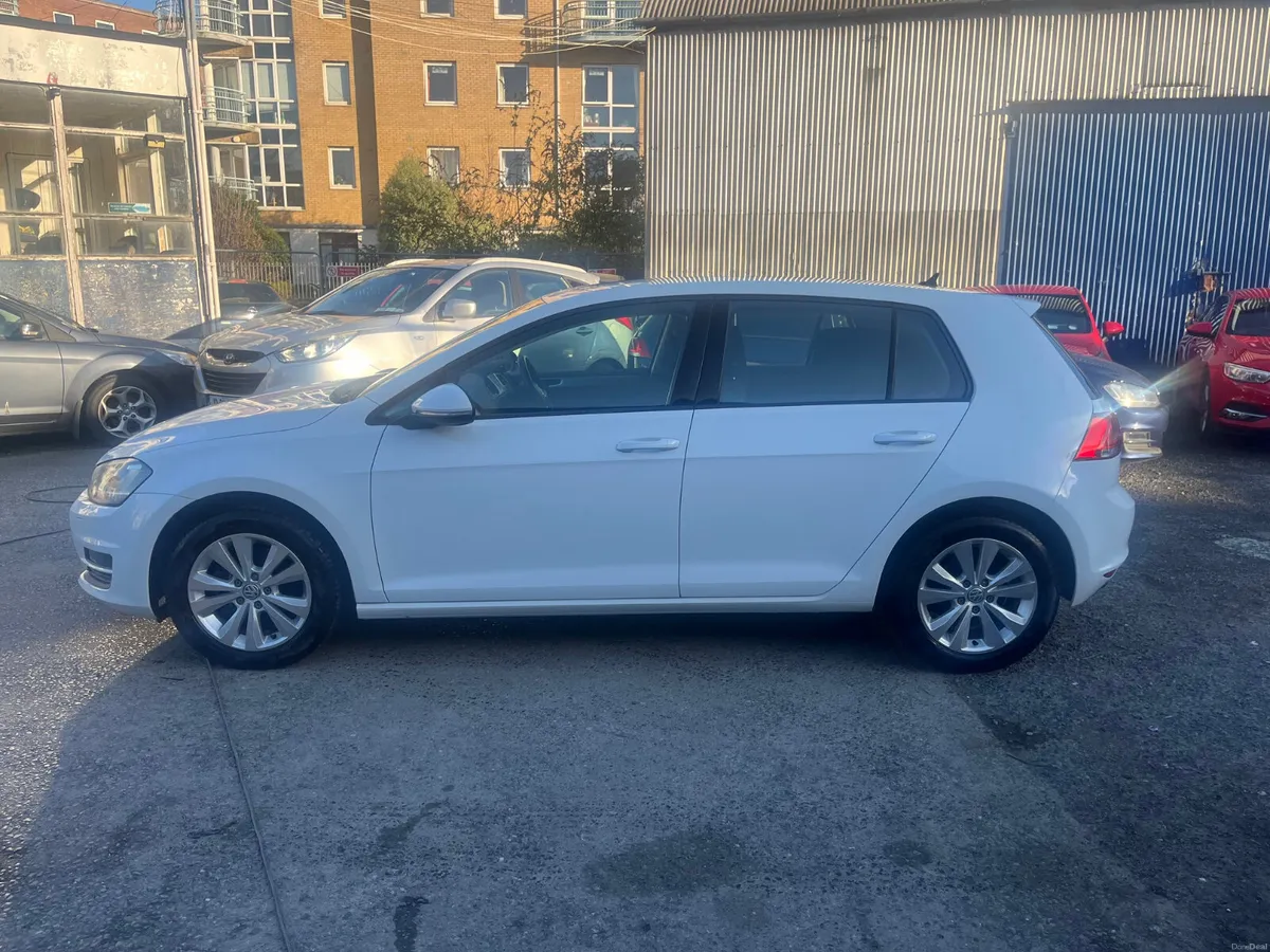 2016 VOLKSWAGEN GOLF COMFORTLINE AUTOMATIC LOW KLM - Image 2