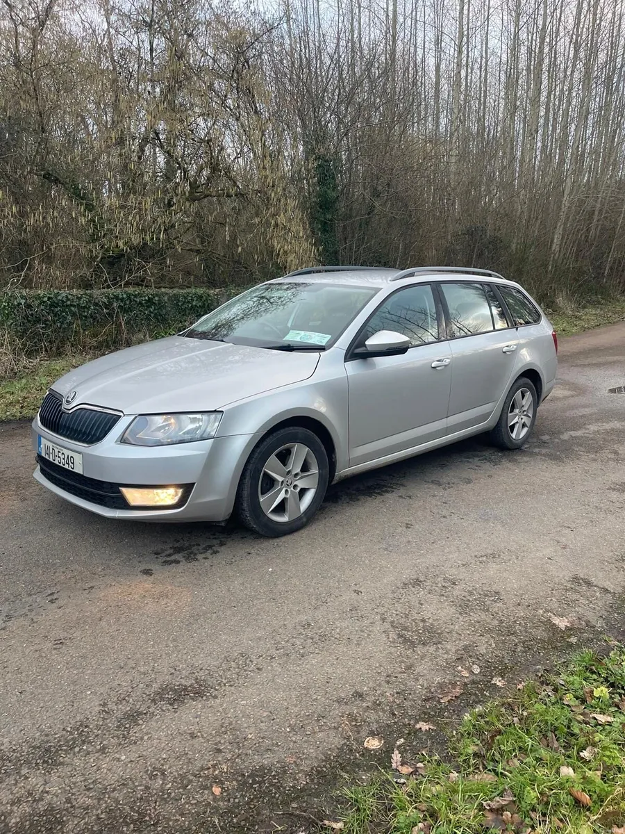 2014 Skoda Octavia Ambition - Image 2