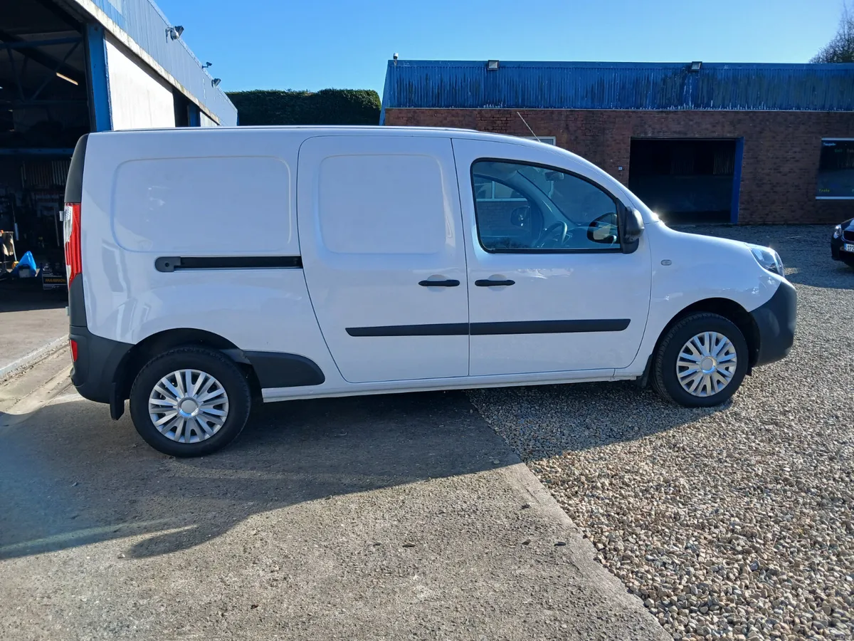 Electric Renault Kangoo 2020 like new  condition - Image 2