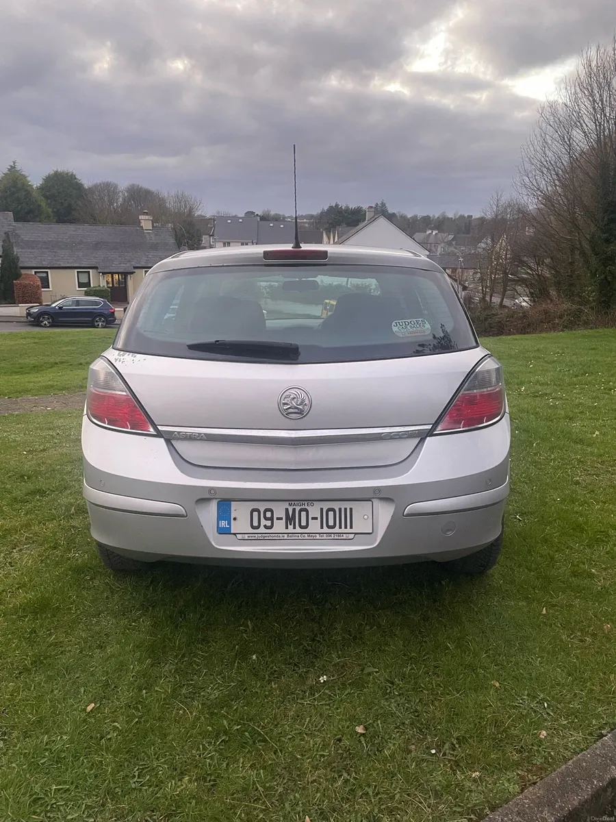 2009 Vauxhall Astra 1.7Diesel NCT 05.26 tax 04.26 - Image 2