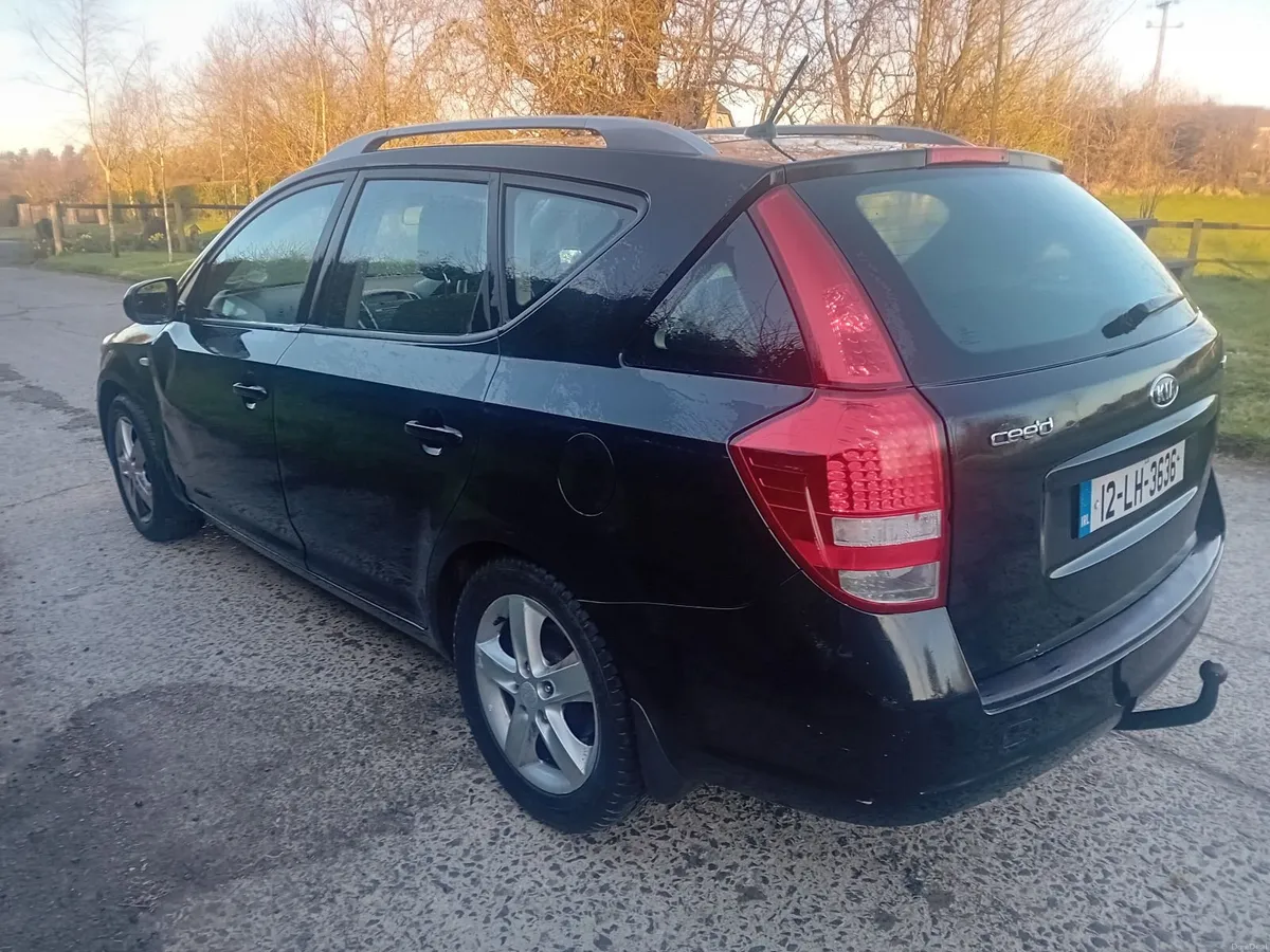 Kia Ceed 2012 - Image 3
