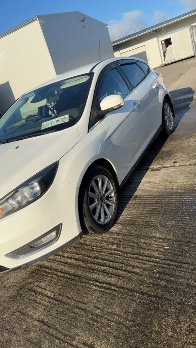 2017 Ford Focus - Image 3