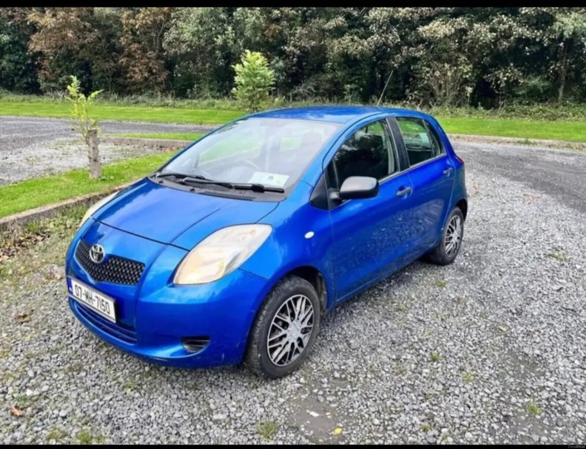 Toyota Yaris 2007 - Image 2