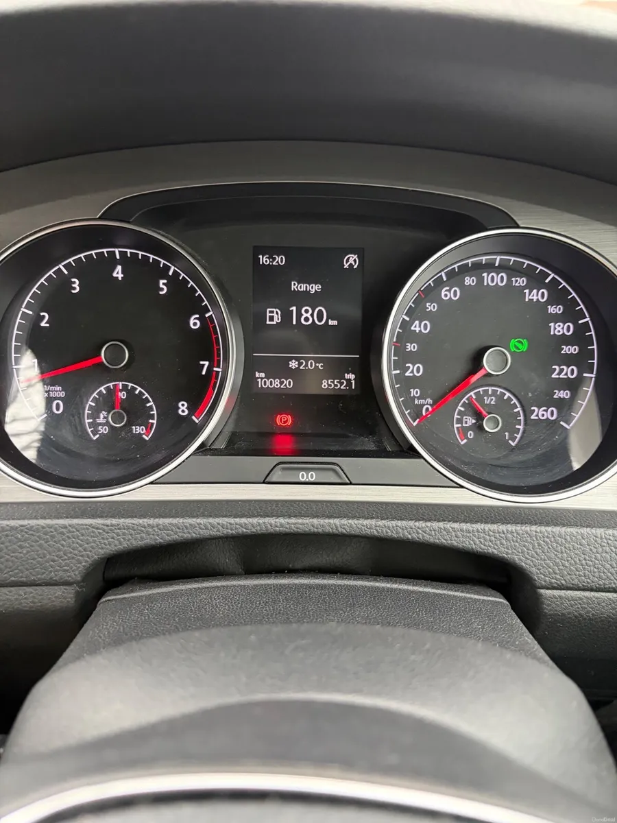 Volkswagen Golf TSI Automatic - Image 2