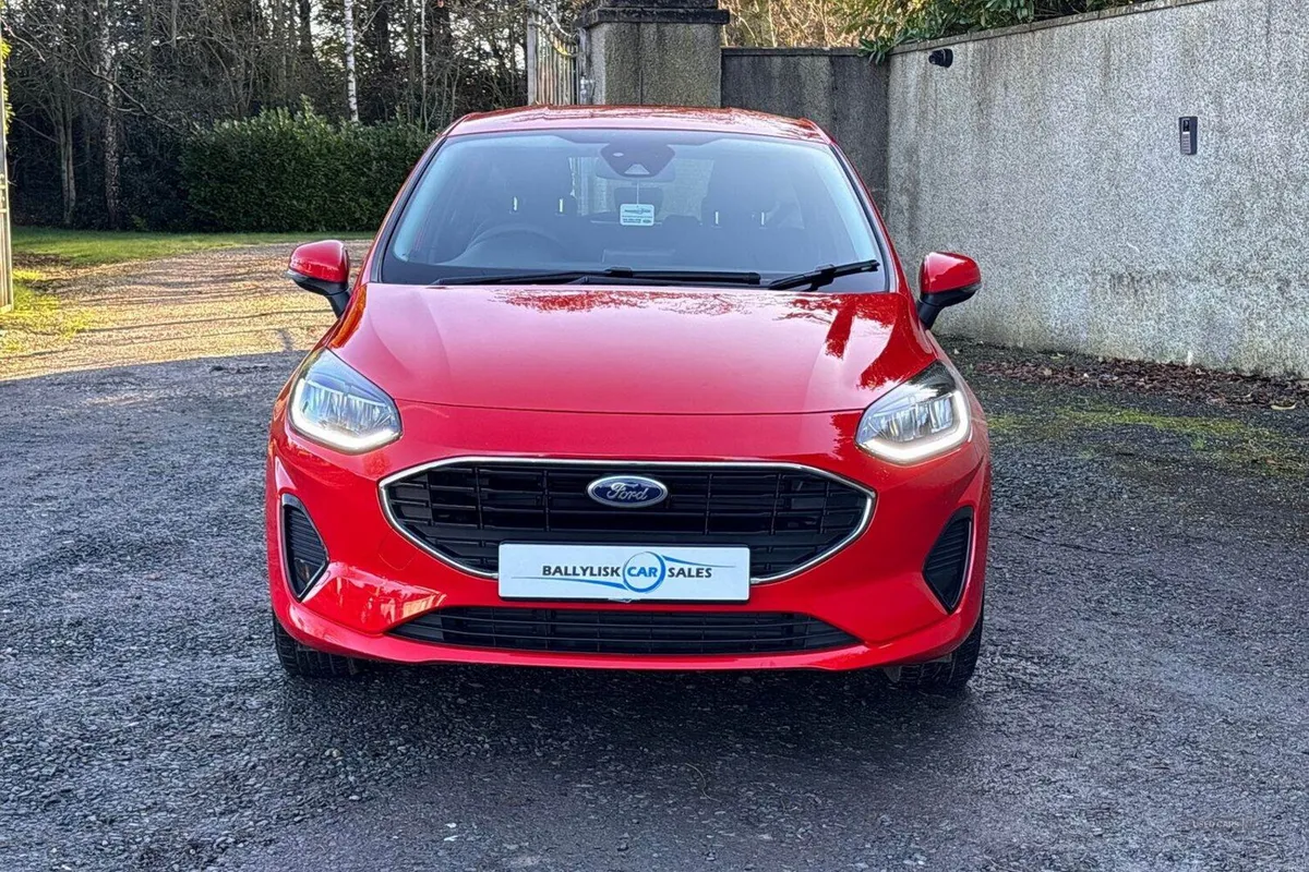 Ford Fiesta 1.1 Trend Hatchback Petrol Manual Euro - Image 4