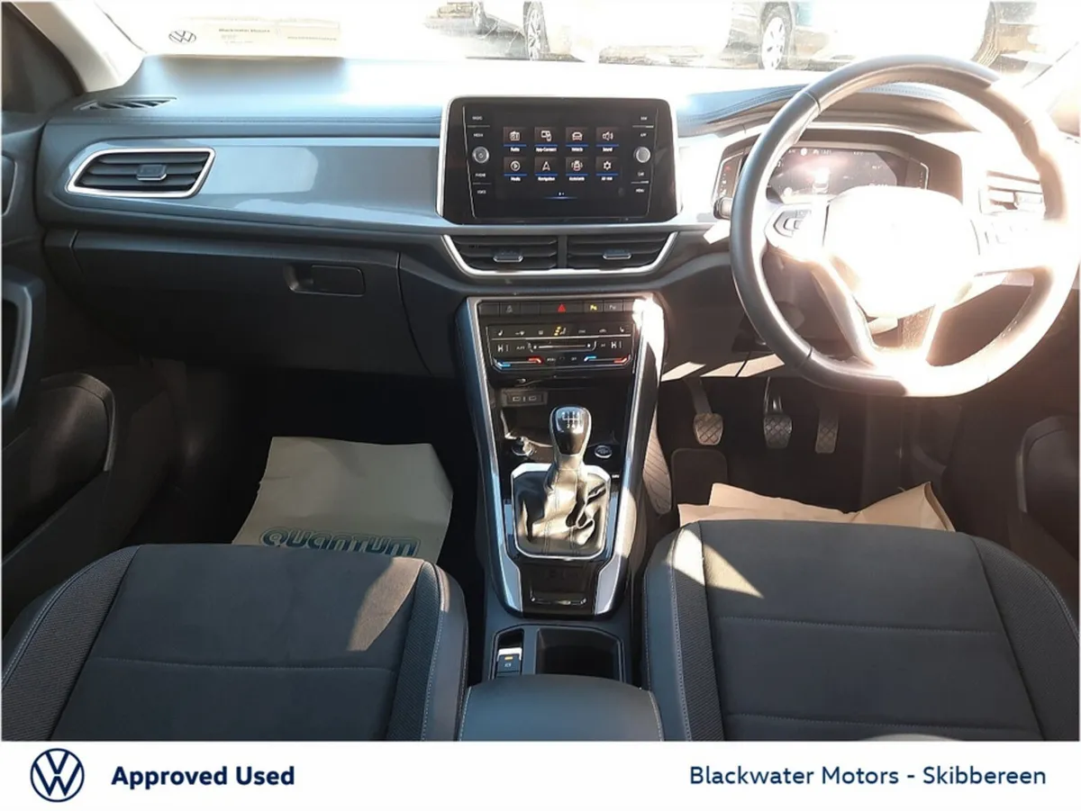 Volkswagen T-Roc 2.0TDI 116BHP STYLE - Image 3