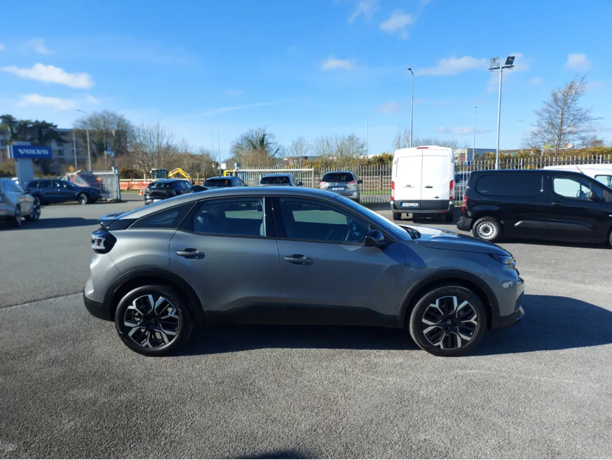 Citroen C4 PLUS PURETECH 136 MHEV E-DC - Image 4