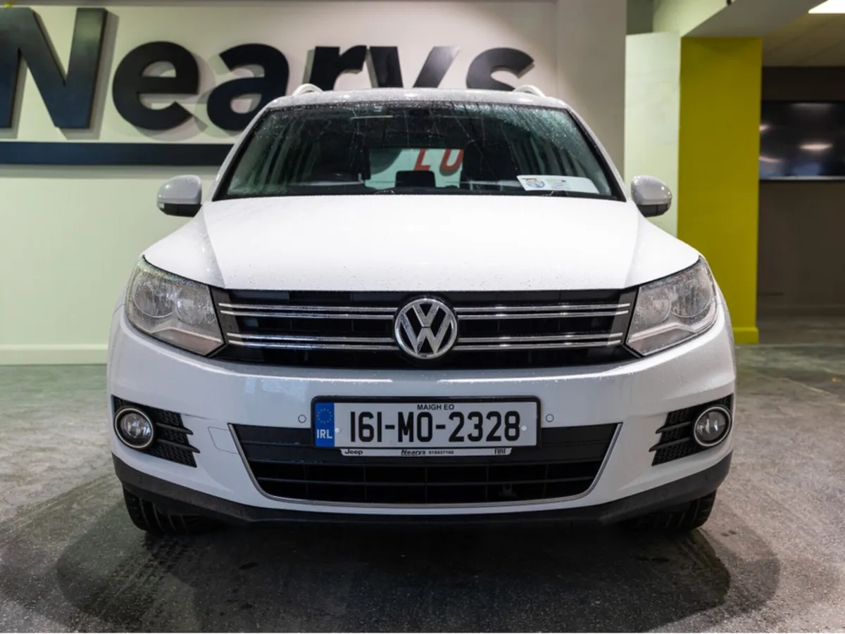 Volkswagen Tiguan SPORT 2.0 TDI 110HP MANUAL 6SPEE - Image 2