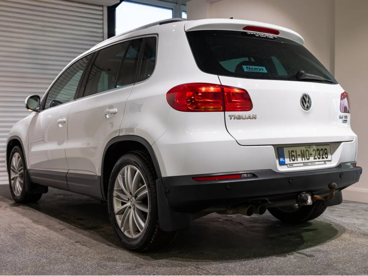 Volkswagen Tiguan SPORT 2.0 TDI 110HP MANUAL 6SPEE - Image 6