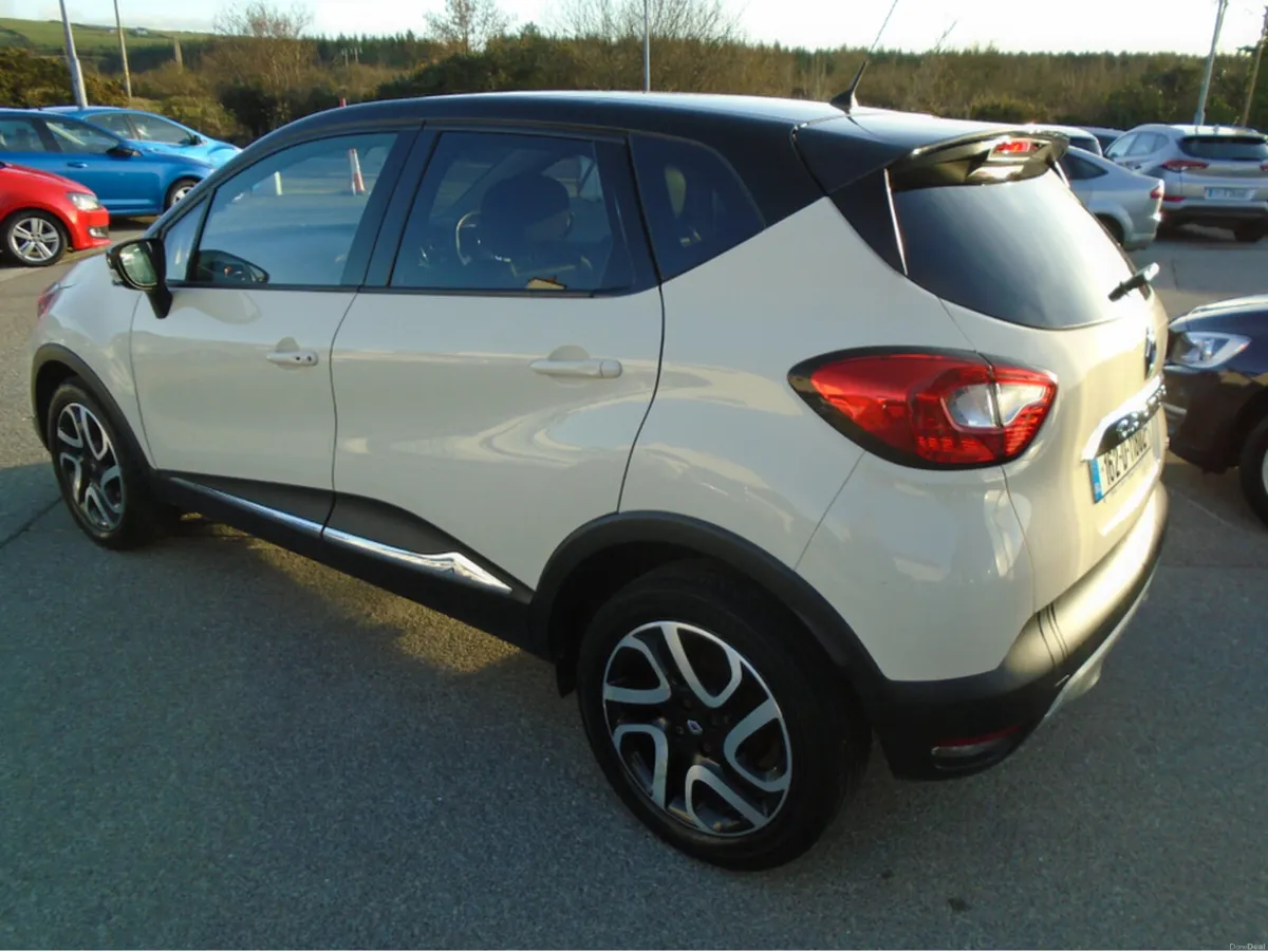 Renault Captur SIGNATURE 1.5 DCI 90 20 4DR - Image 3