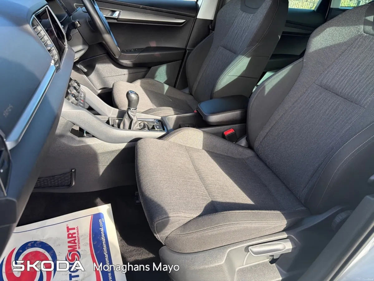 Skoda Karoq STYLE 1.6 TDI 115HP 4DR - Image 4