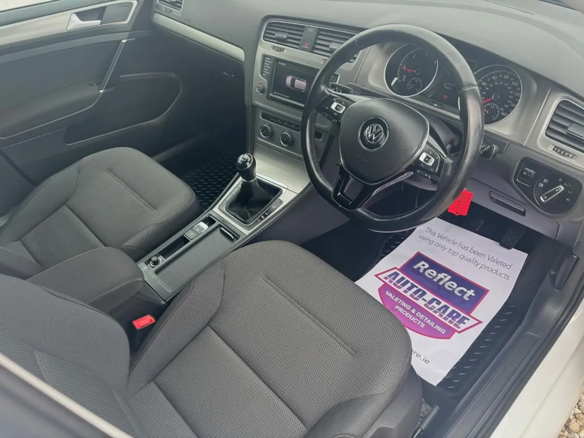 Volkswagen Golf 1.6 TDI MATCH BLUEMOTION 110PS 5 5 - Image 2