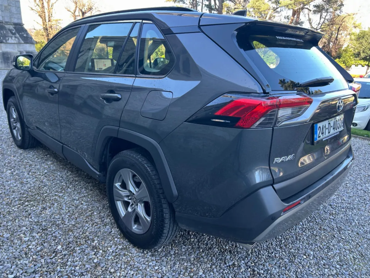 Toyota RAV4 HYBRID LUNA - Image 4