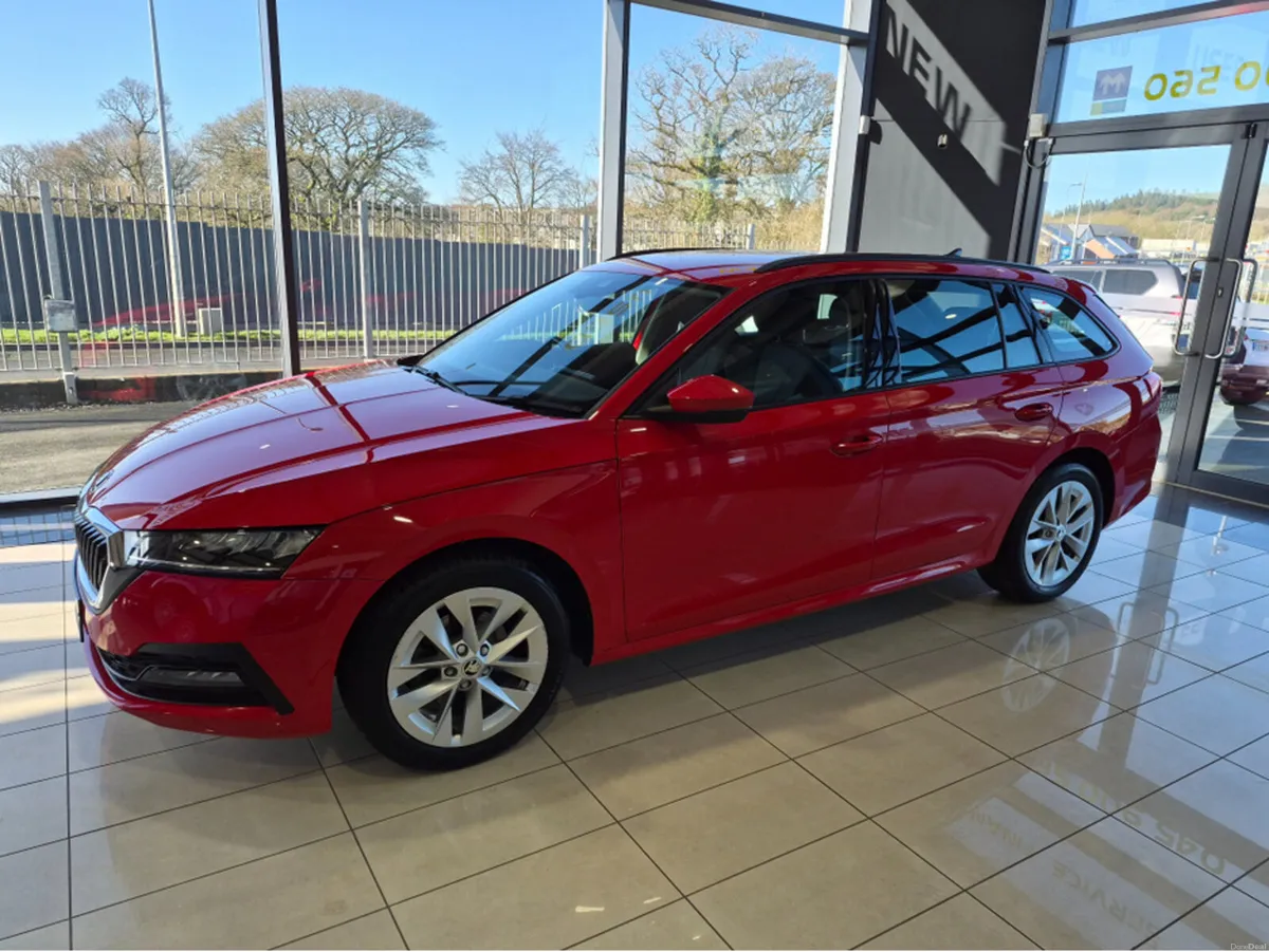 Skoda Octavia C AMBITION 2.0 TDI 115BHP ESTATE - Image 1