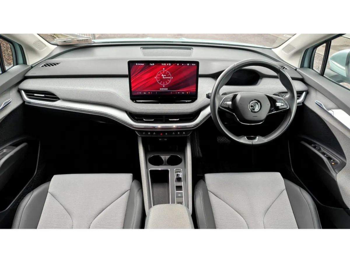 Skoda Enyaq IV 60 -FULL SKODA SERVICE HISTORY- SUP - Image 1