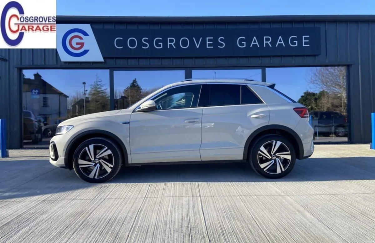 Volkswagen T-Roc 2025 - Image 2