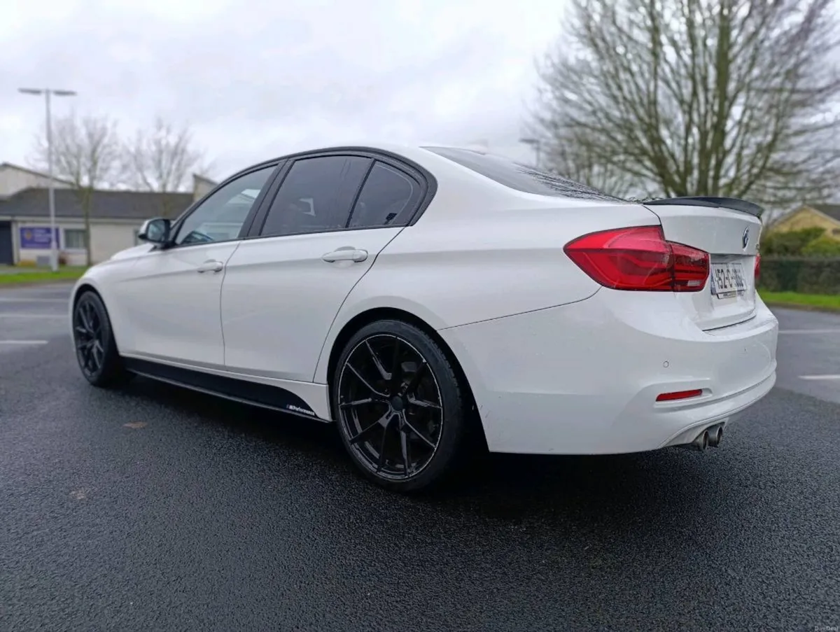 BMW 320d Efficiency Dynamics. - Image 4