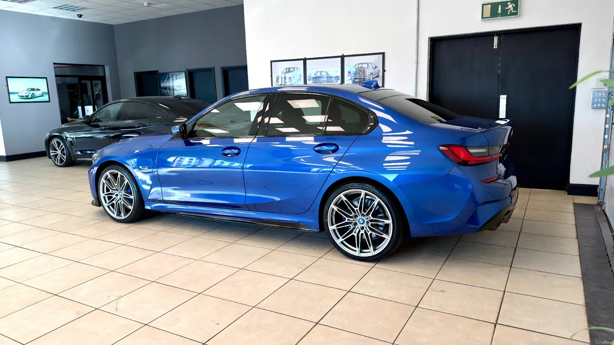 BMW 330E MSPORT PRO - Image 4