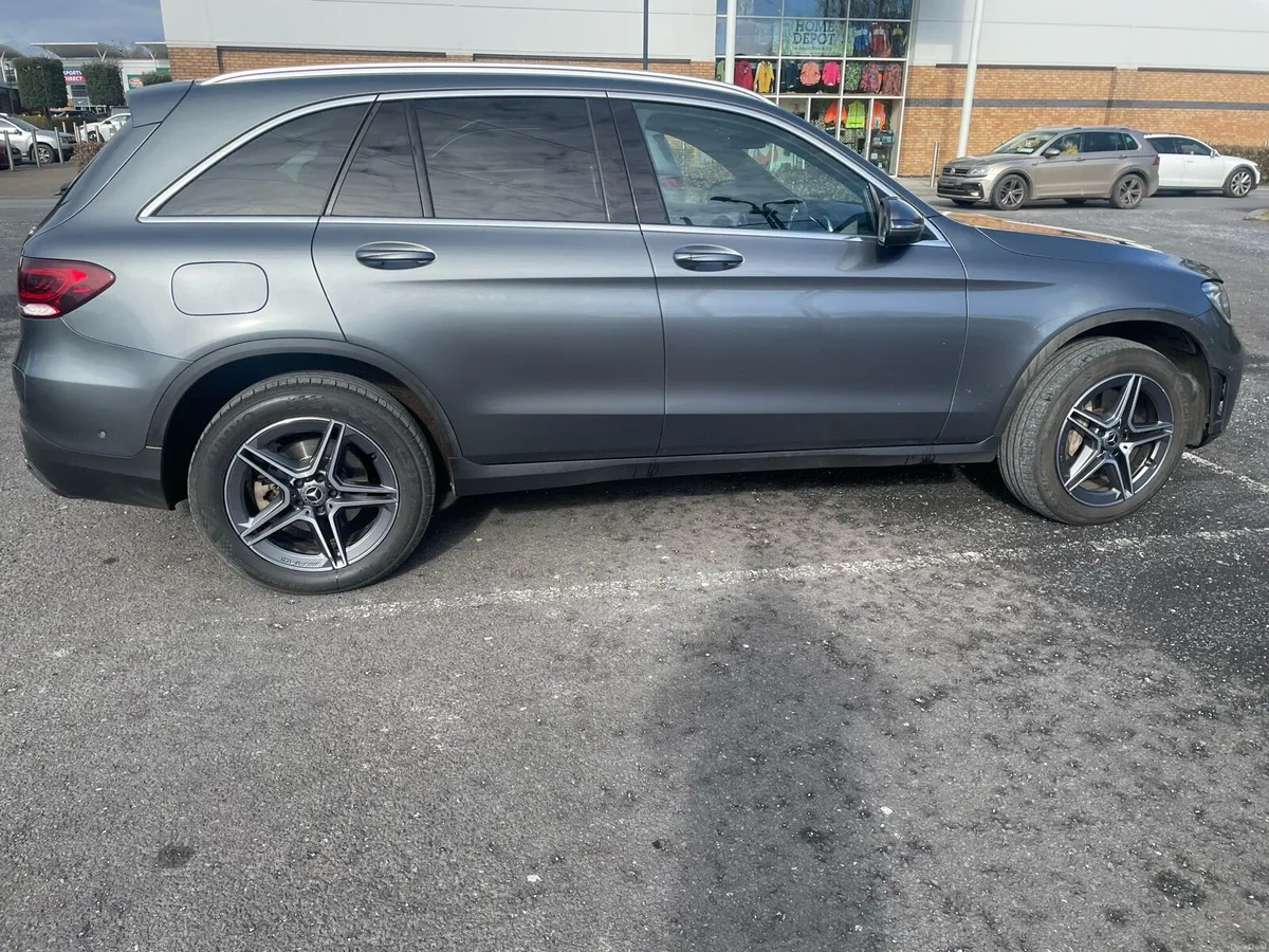 Mercedes GLC300de 4matic AMG - Image 3