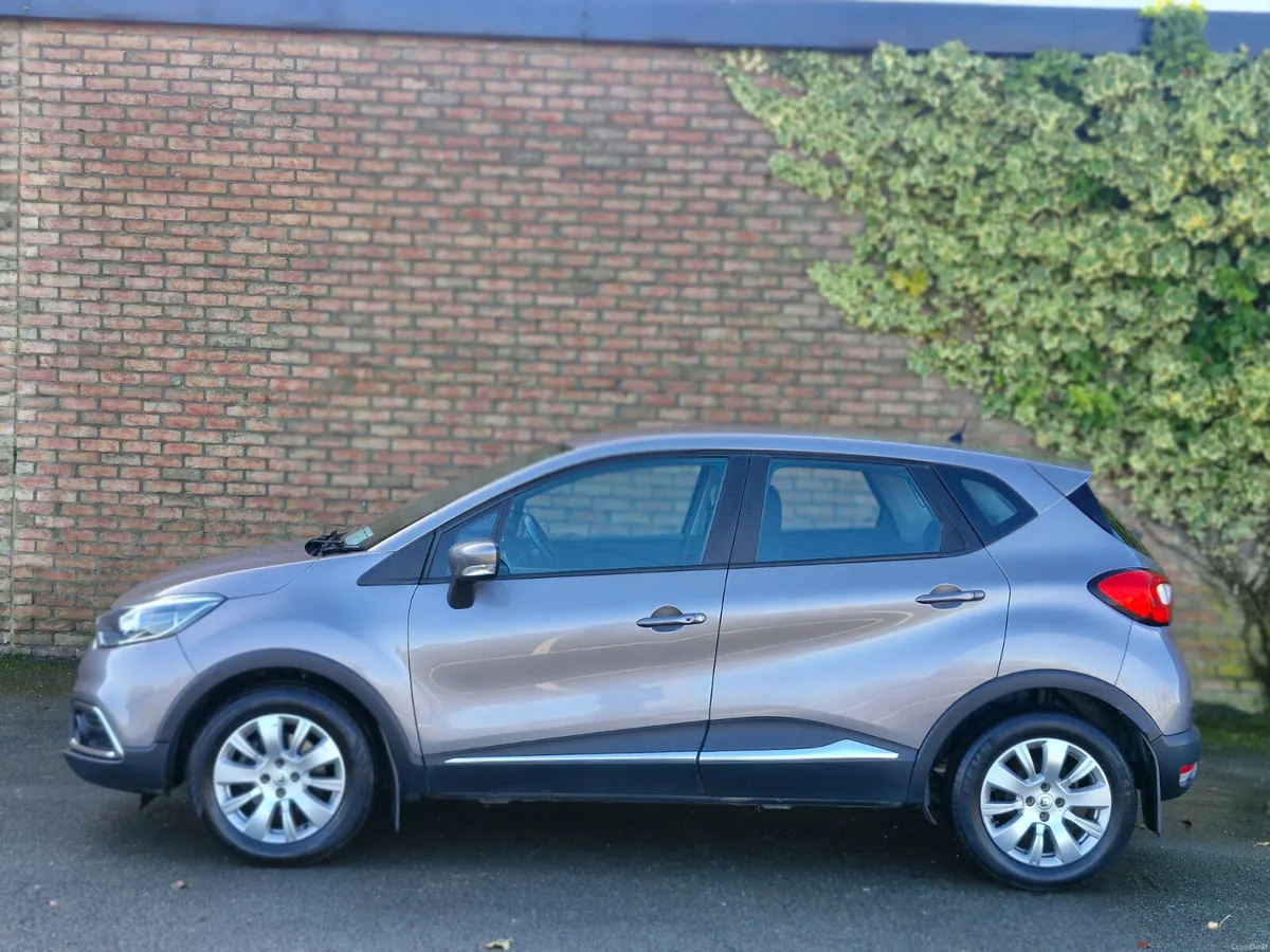 Renault Captur Low Kms - Image 4