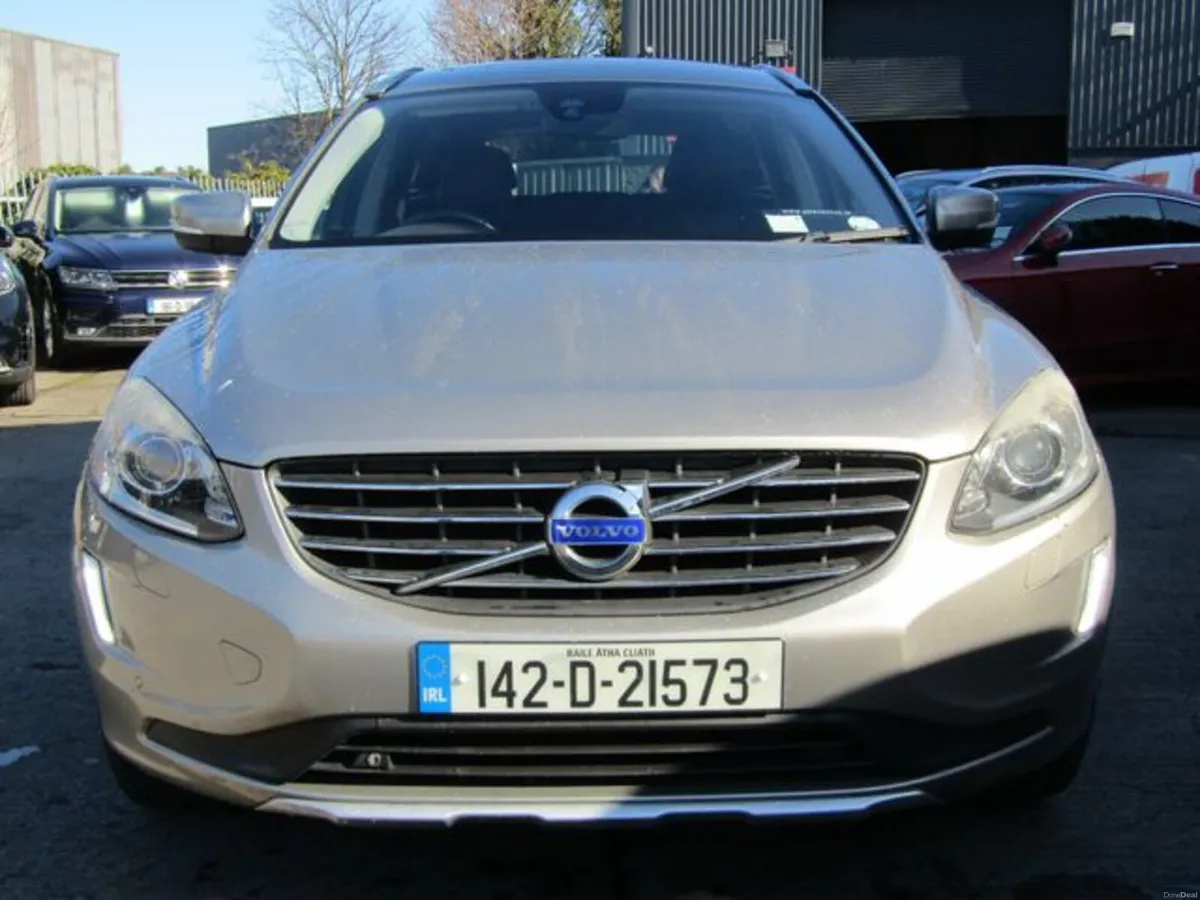 Volvo XC60 2.0 D4 SE LUX 181BHP Auto 5DR - Image 2