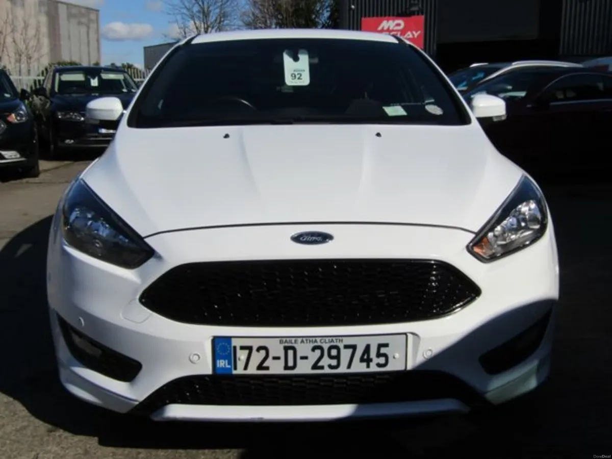 Ford Focus 1.0 St-line Ecoboost 140PS 5DR - Image 2