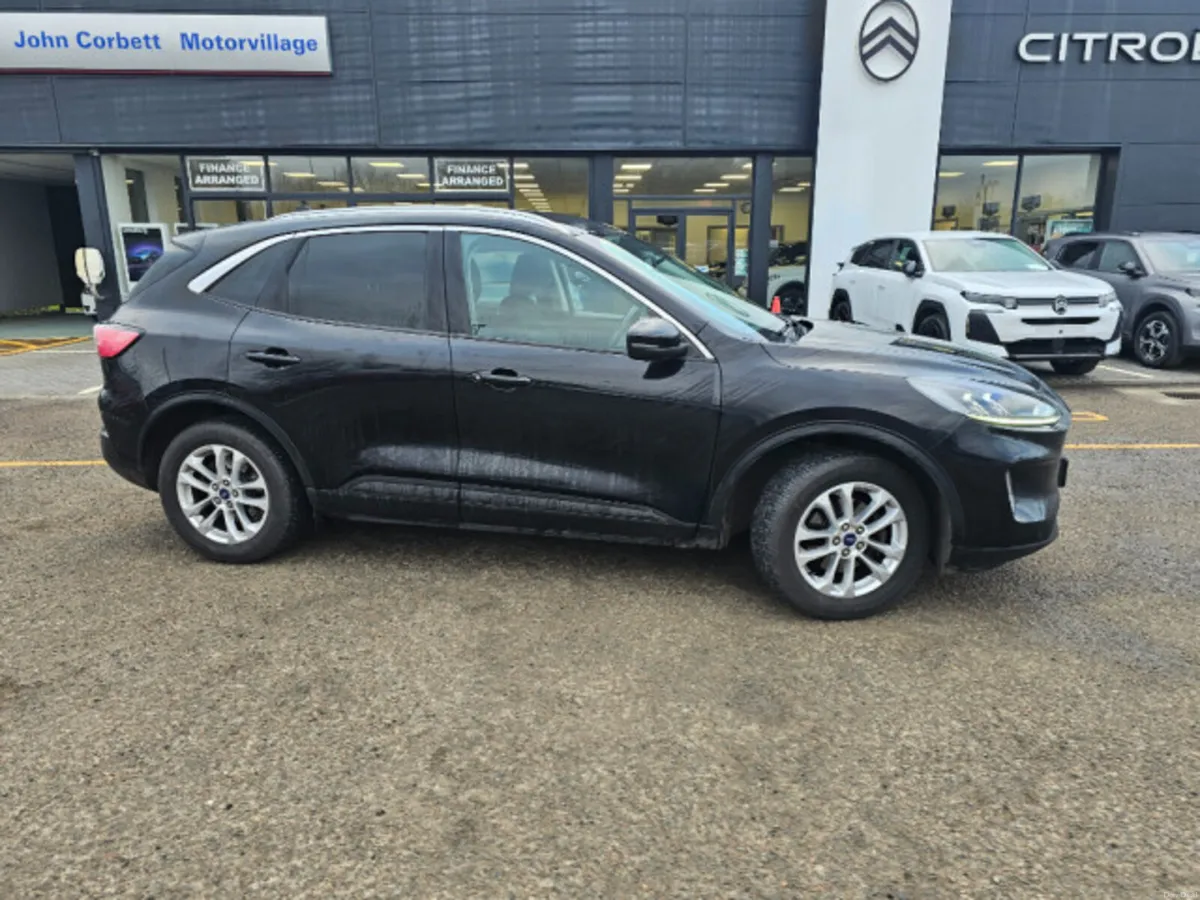 Ford Kuga 2.0 AUTOMATIC 4X4 - Image 1