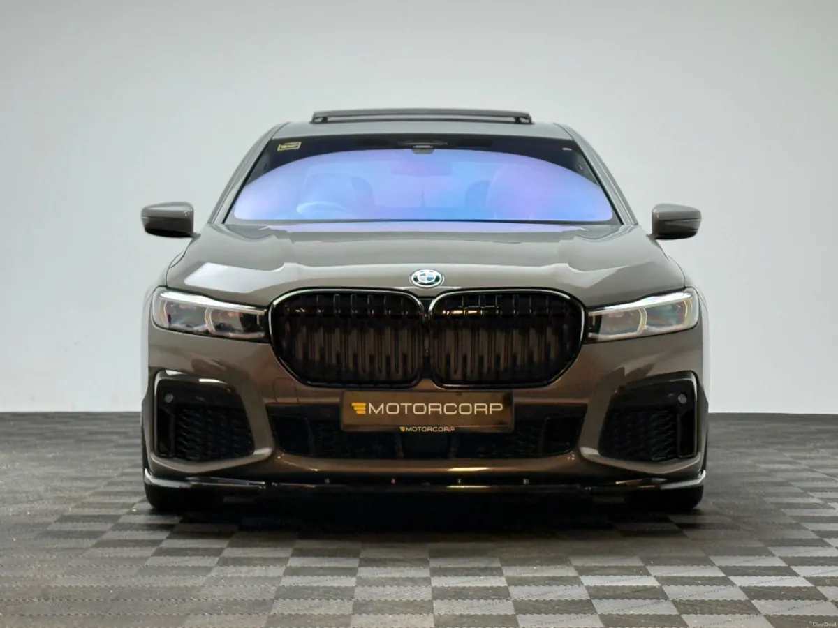 BMW 7-Series 745LE M SPORT XDRIVE *HUGE SPEC* - Image 2