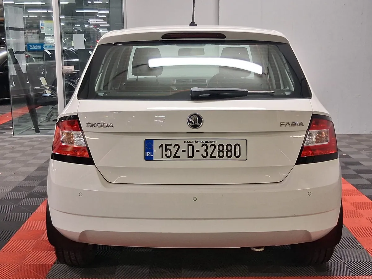 2015 Skoda Fabia **FINANCE AVAILABLE** - Image 3